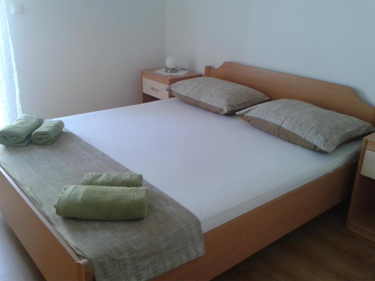Apartments Renko Stari Grad Szoba fotó