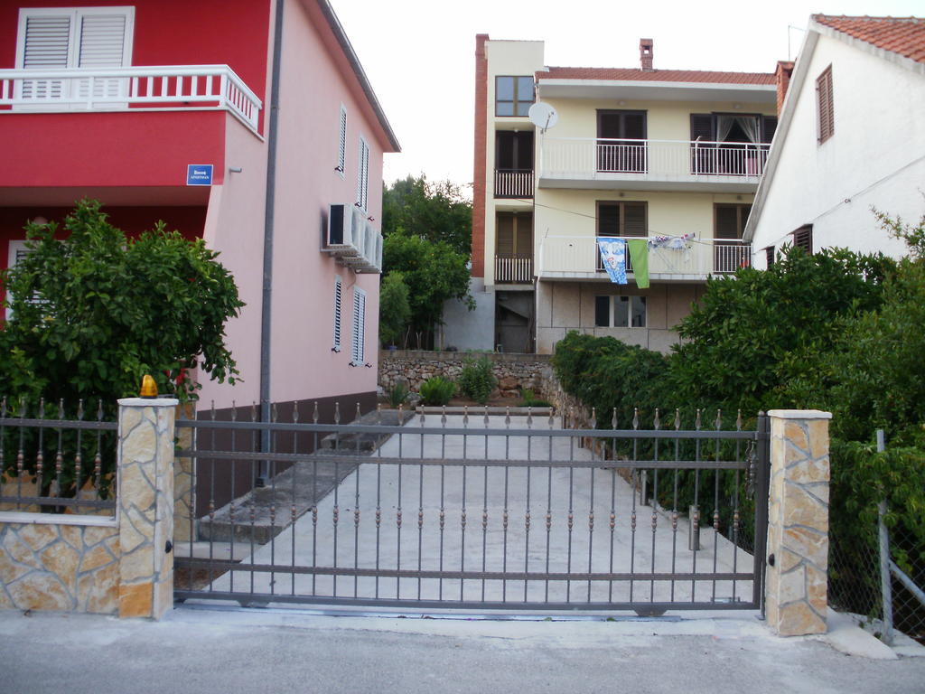 Apartments Renko Stari Grad Kültér fotó